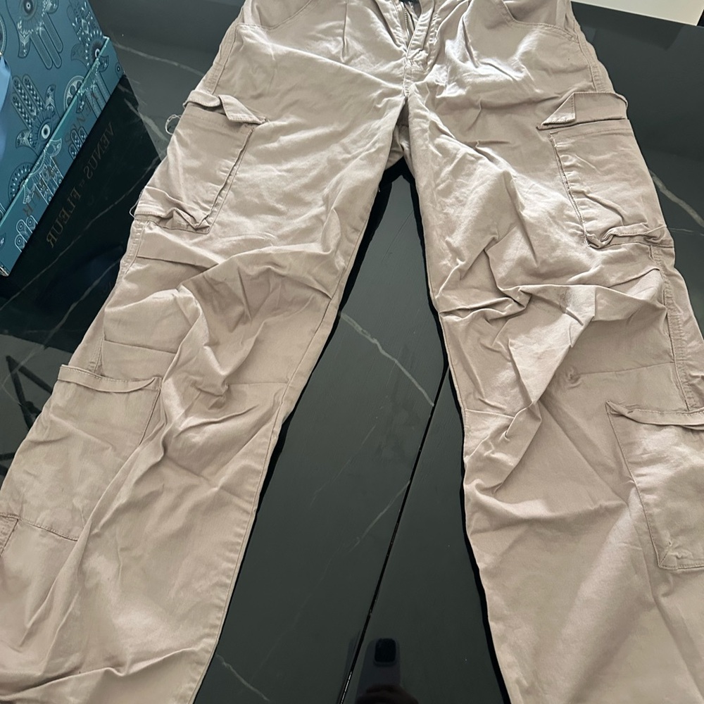 Forever 21 Men's Beige Cargo Pants